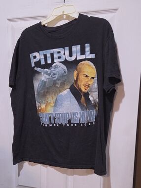PIT BULL 2022 CONCERT TSHIRT